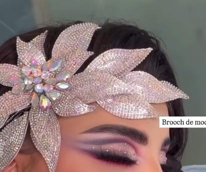 Arabic majesty crown